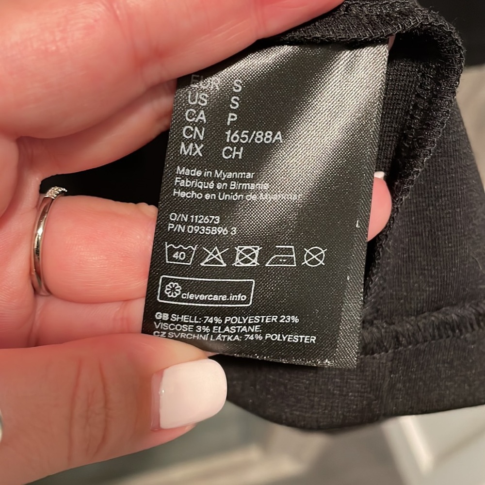 NWT H&M Black Open Front Blazer - Picture 3 of 5